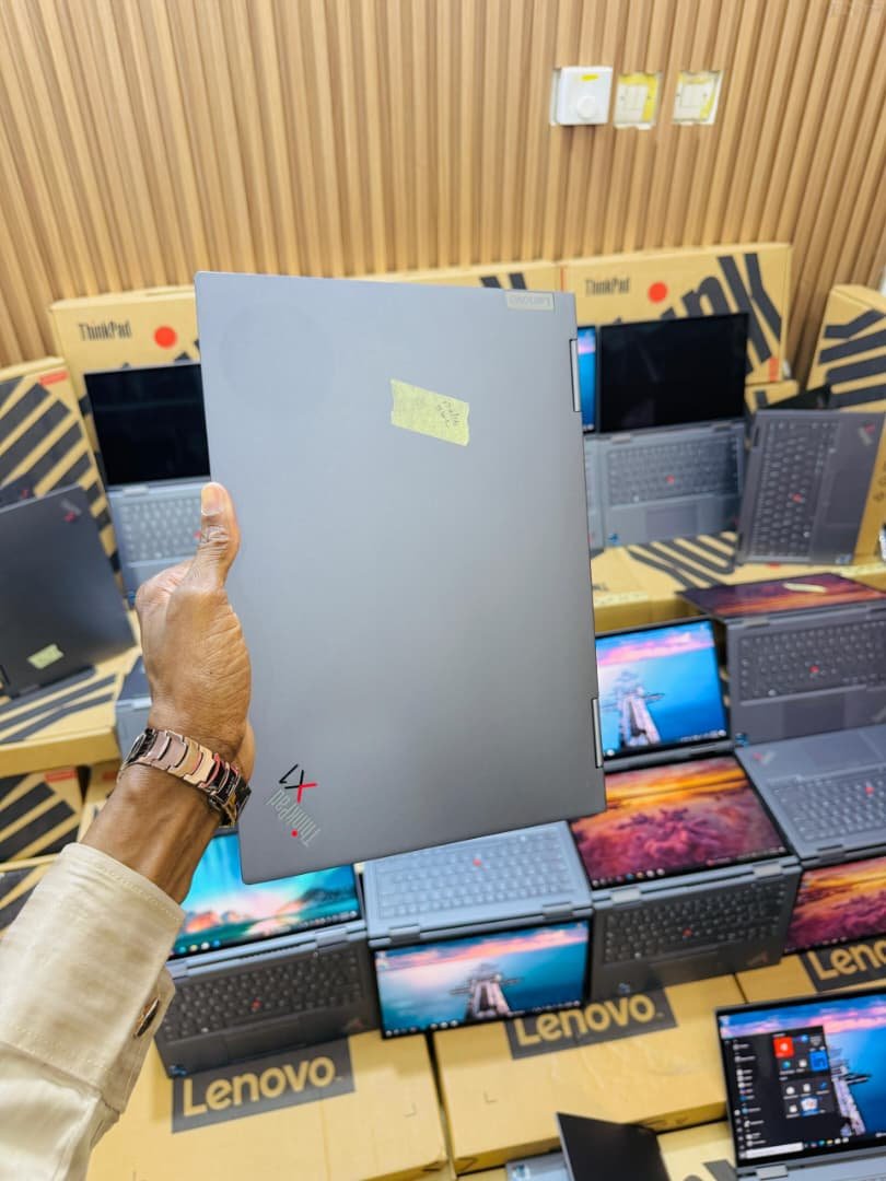Lenovo ThinkPad X1 Yoga Gen 6 — Ultrabook 2-en-1 haut de gamme – Image 2