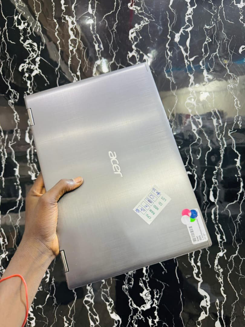 Acer Spin Yoga — Ordinateur portable 2-en-1 – Image 2
